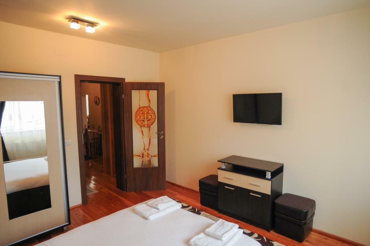 Ferienwohnung Casa Di Luca Brașov Exterior foto
